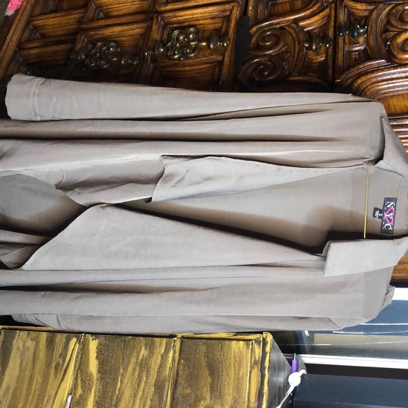 Jacket - Picture 3 of 6